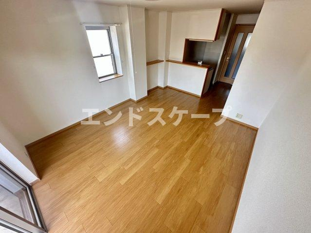 グレイスオブガネーシャの居間・リビング|高崎、前橋のお部屋探しはエンドスケープまで！お客様の理想お聞かせ下さい♪