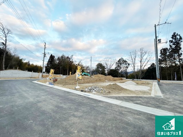 神戸市北区西山　第1期　新築一戸建ての外観|周辺は落ち着いた街並みの住宅地！子育てがしやすい住環境です！まだ未完成ですが、現地でしかわからない事もございます。是非一度ご覧ください。