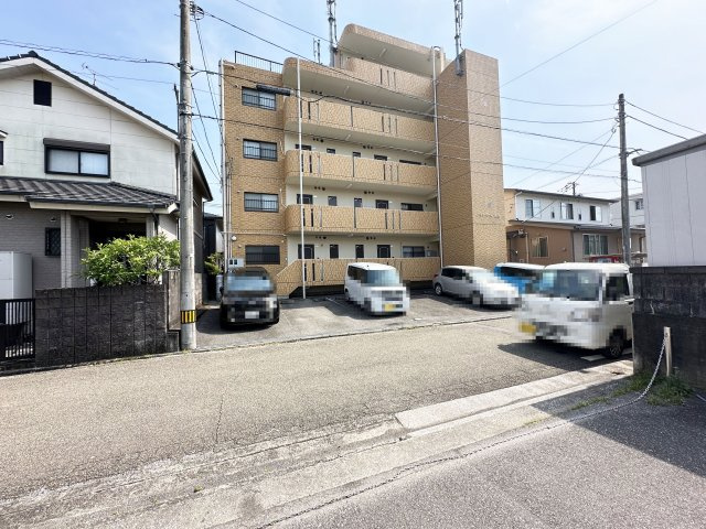 マリベール比島の外観