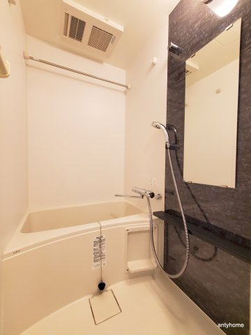 エスリードレジデンス大阪難波 仲介手数料無料の浴室