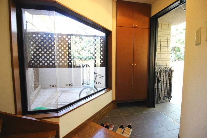 代田5丁目戸建の玄関