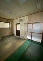 大和田店舗付住宅の内装