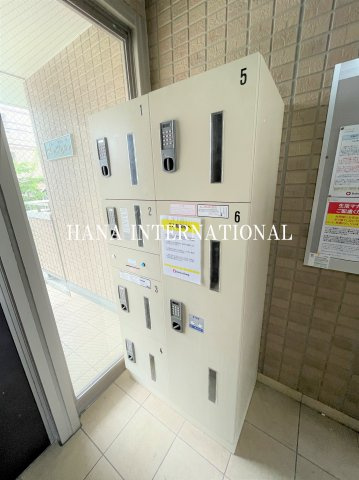 ボン・リジエールのロビー