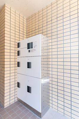 【エントランス】 | リビナ奥村