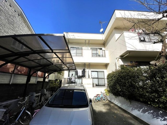 カレッジテラス