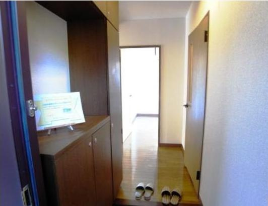 キャストル社が丘の玄関