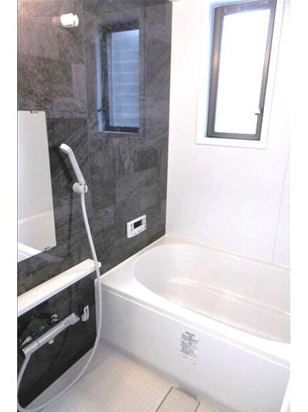 キャストル社が丘の浴室