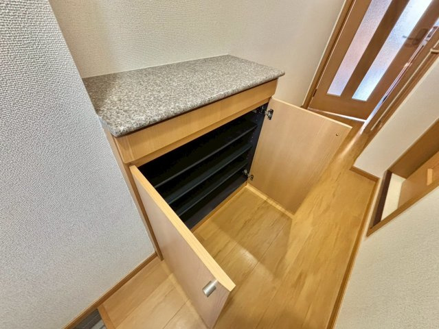 グッチ・アラモードの玄関