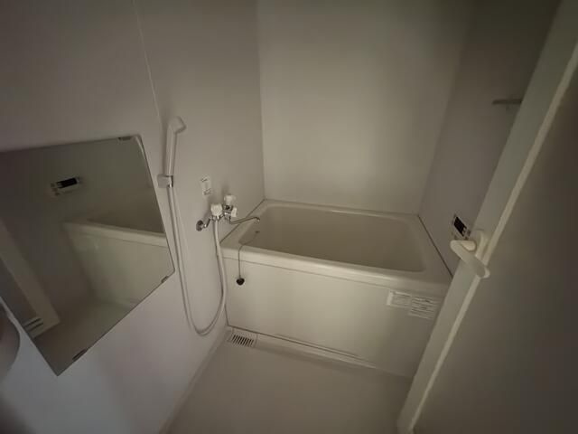 ジェイステージ西大島の浴室