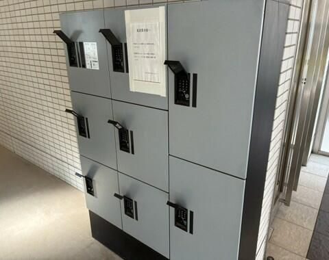 ジェイステージ西大島のロビー