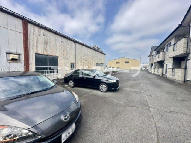 ハイツハツミAの駐車場|高崎、前橋のお部屋探しはエンドスケープまで！お客様の理想お聞かせ下さい♪
