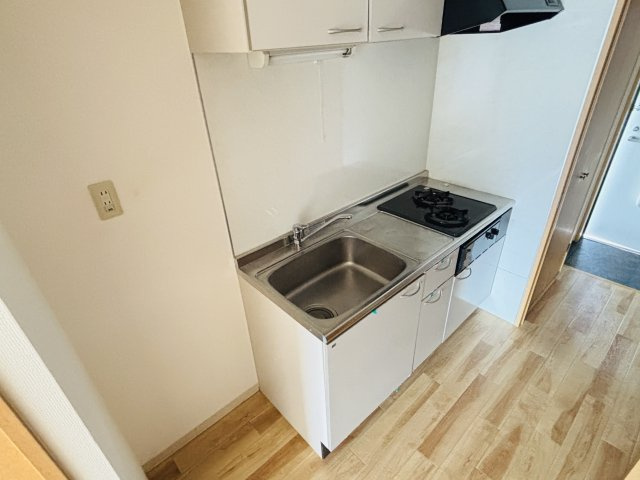 グラビスコート西原駅前のキッチン