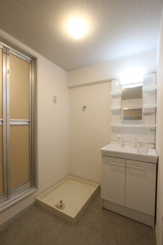 グランドハイツカトレアの洗面所|参考写真です。現況優先。