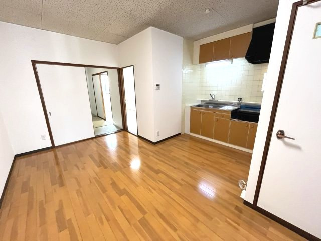 GM殿島町の居間・リビング|(参考)同マンション同間取り他部屋の写真