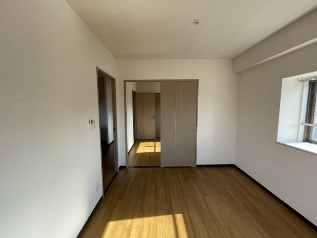 メゾン・デ・ノムラ島之内　の洋室|イメージとして同マンション他部屋を表示しています