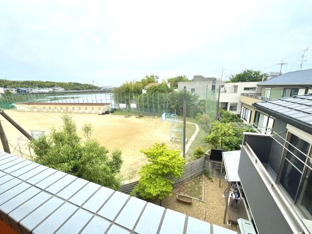 シャルマン星田の展望