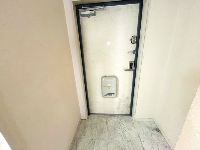 ｸﾞﾗﾝﾄﾞｰﾙ福川の玄関|(参考)同マンション反転間取り他部屋の写真