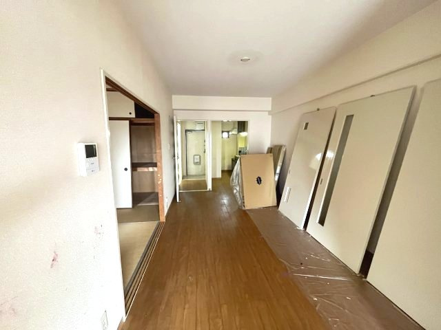 ｸﾞﾗﾝﾄﾞｰﾙ福川の居間・リビング|(参考)同マンション反転間取り他部屋の写真