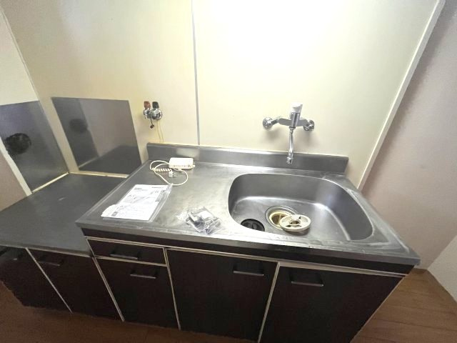 ｸﾞﾗﾝﾄﾞｰﾙ福川のキッチン|(参考)同マンション反転間取り他部屋の写真