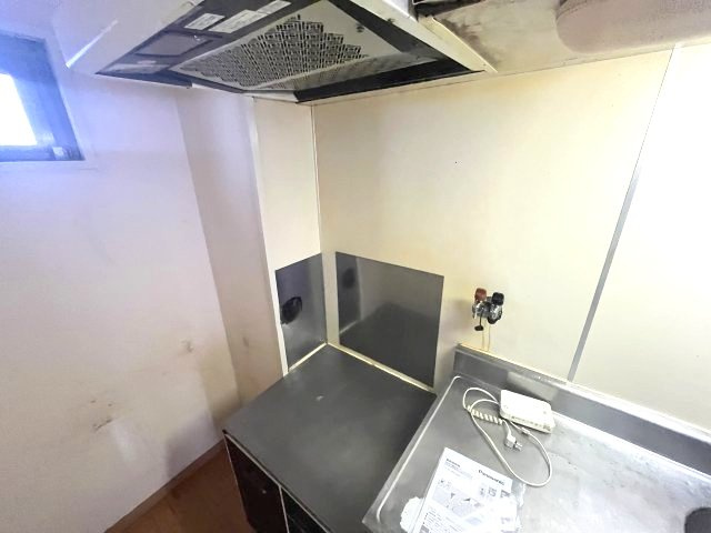 ｸﾞﾗﾝﾄﾞｰﾙ福川のキッチン|(参考)同マンション反転間取り他部屋の写真