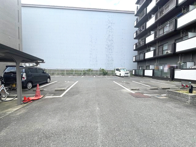ｸﾞﾗﾝﾄﾞｰﾙ福川の駐車場