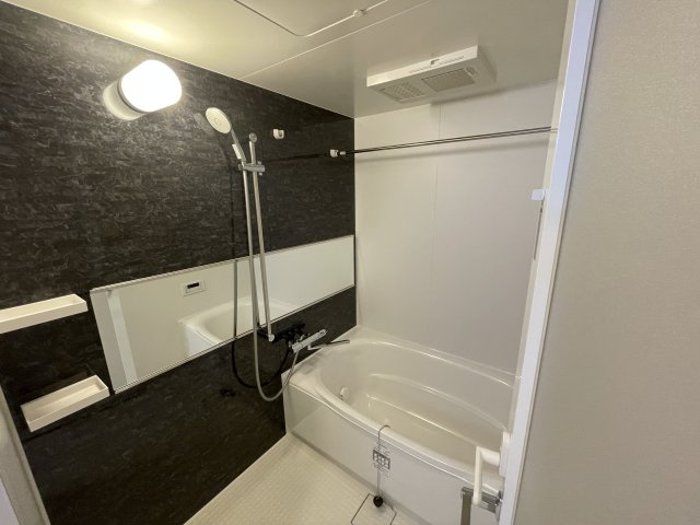 スプランディッド茨木天王の浴室