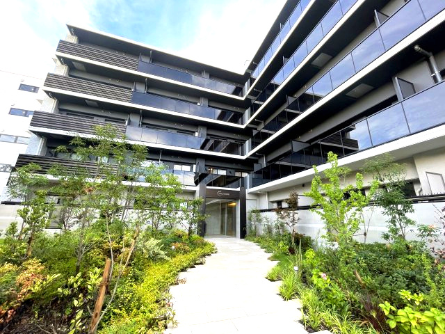 スプランディッド茨木天王の外観