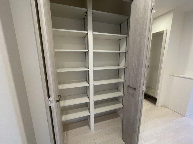 スプランディッド茨木天王の収納