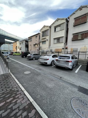 エスペランサ門真南の駐車場