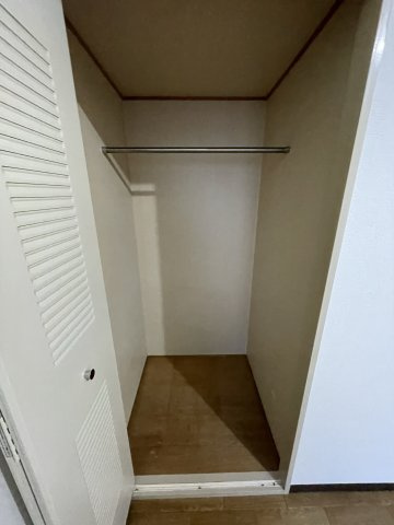 エスペランサ門真南の収納