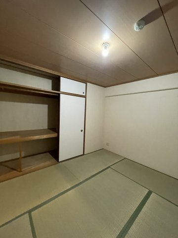 エスペランサ門真南の和室