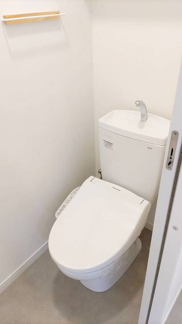 ウィンのトイレ|ウォシュレット付便座