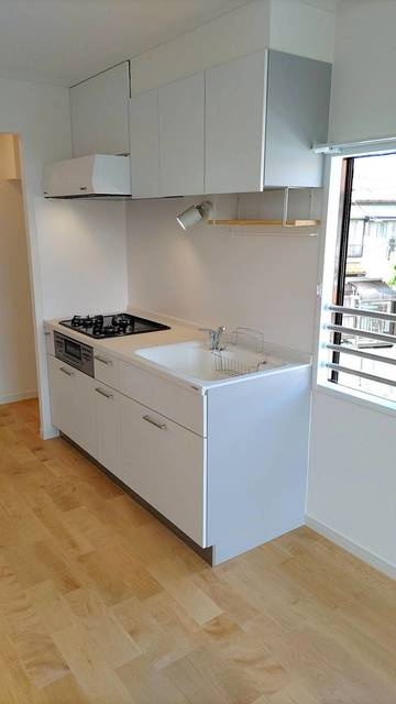 ウィンのキッチン|グリル付３口システムキッチン♪