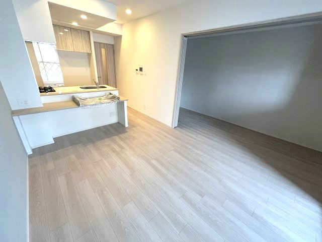 スプランディッド梅田グランノースの居間・リビング|写真は、他部屋の同間取りです(現況優先)