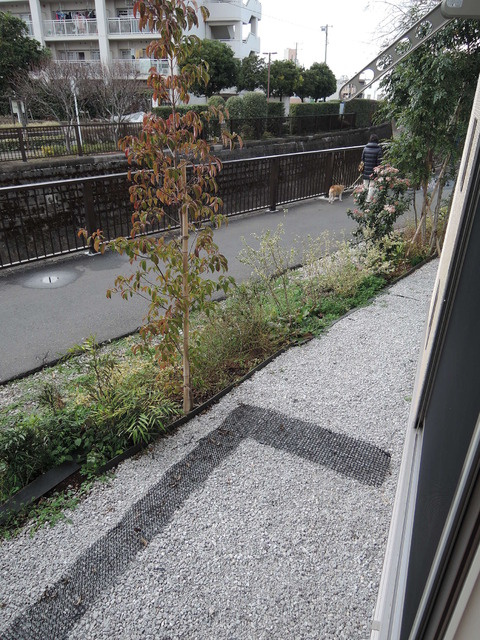 Ｔｒｉｎｉｔｙ　Ａのバルコニー|★ダイニングの窓から★