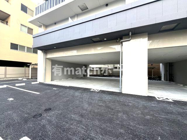 スプランディッド城東関目の駐車場