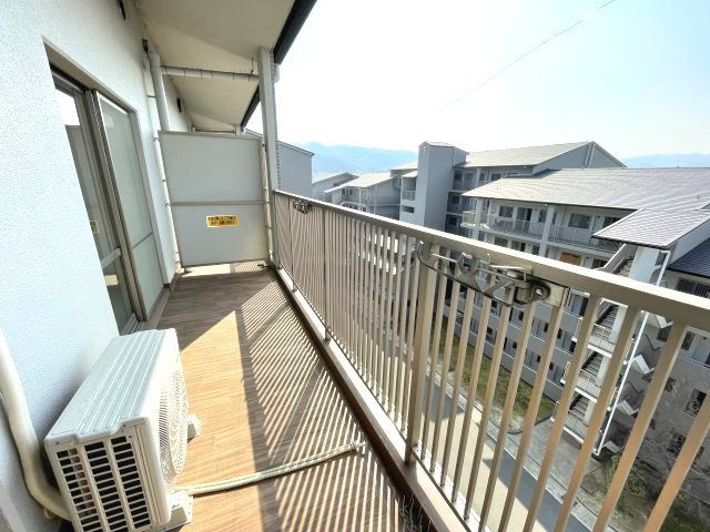 PHOENIX COURT 交野Ⅰのバルコニー
