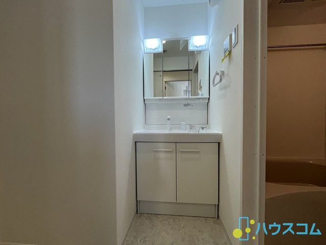 アーバンパーク新大阪の独立洗面台