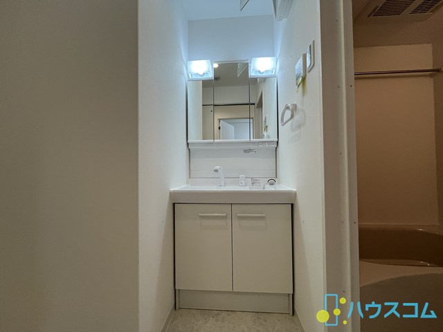 アーバンパーク新大阪の独立洗面台