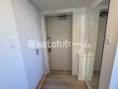 スプランディッド上本町WESTⅡの玄関