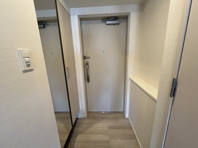 スプランディッド上本町WESTの玄関