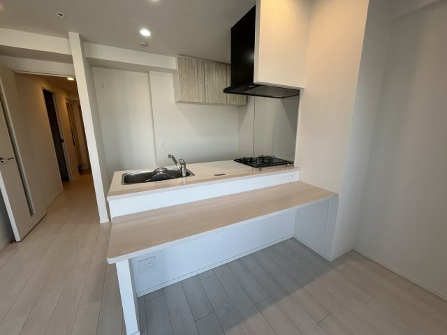 スプランディッド上本町WESTのキッチン