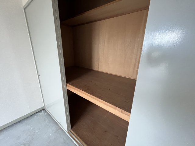 ロータリーマンション大日の収納