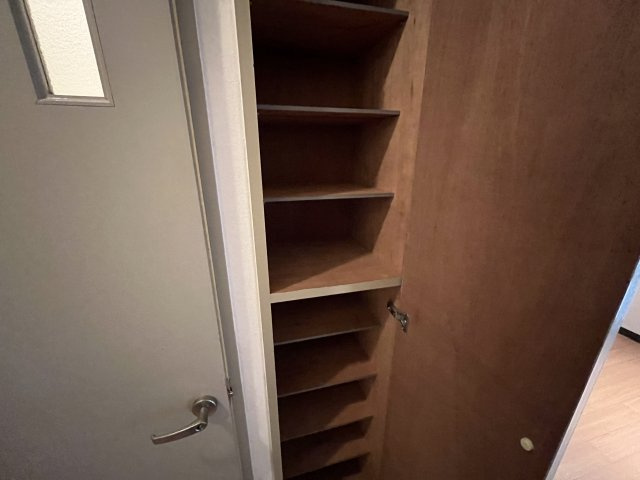 ロータリーマンション大日の収納