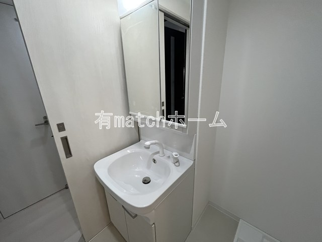 AVANTIO寝屋川市駅の独立洗面台