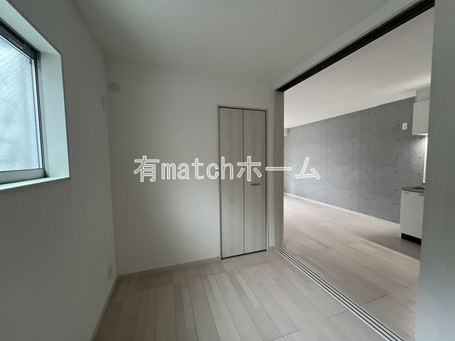 AVANTIO寝屋川市駅の洋室