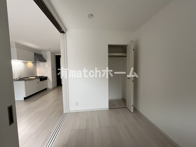 AVANTIO寝屋川市駅の洋室