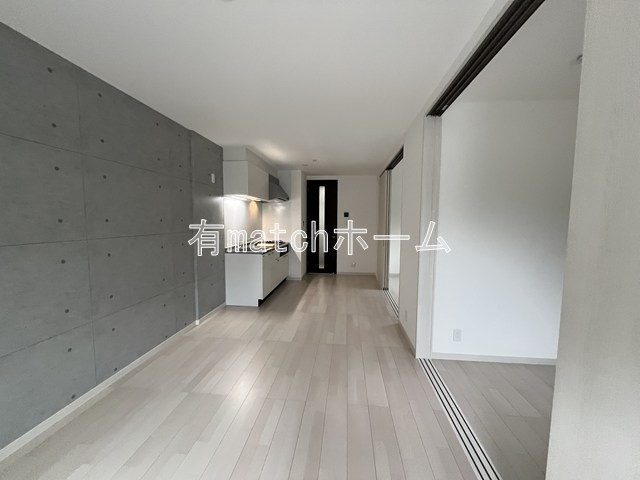 AVANTIO寝屋川市駅の居間・リビング