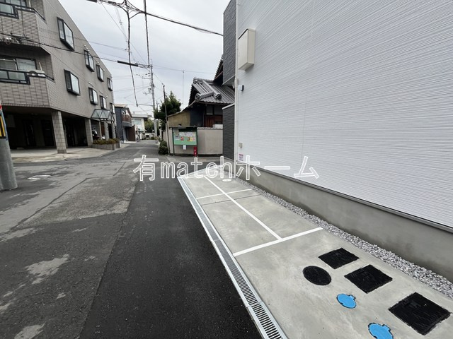 AVANTIO寝屋川市駅の駐車場