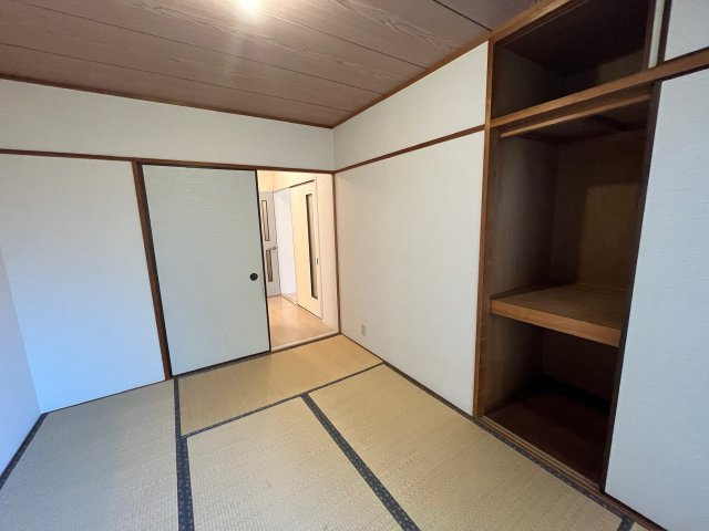 アスカサンハイムの和室